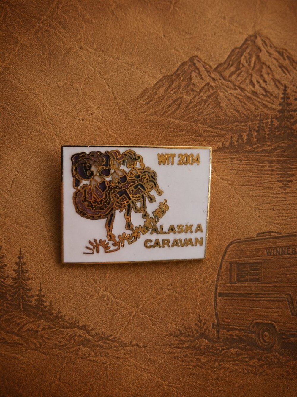WIT Winnebago Itasca Travelers Alaska Caravan 2004 Vintage Camping AK Lapel Pin